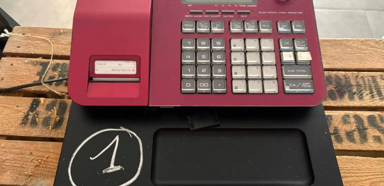 VENTE JUDICIAIRE EN LIVE ET SUR DESIGNATION ET PRISE D'ENCHERES EN SALLE A CHERRE AU, SUITE A LJ SAS LA P'TITE BOUCHERIE, LJ SAS PHENIX TECHNOLOGIES - TELEPHONER OBLIGATOIREMENT POUR LES ENLEVEMENTS, AUCUN LOT A L'ETUDE DE NOGENT LE ROTROU.