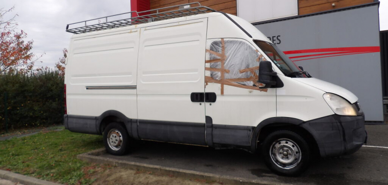 VENTE JUDICIAIRE EN LIVE ET SUR DESIGNATION SUITE A LJ SARL LEDRU RENO, SAISIES AGRASC, LJ PANORAMA, LJ AVANTAGE POSE