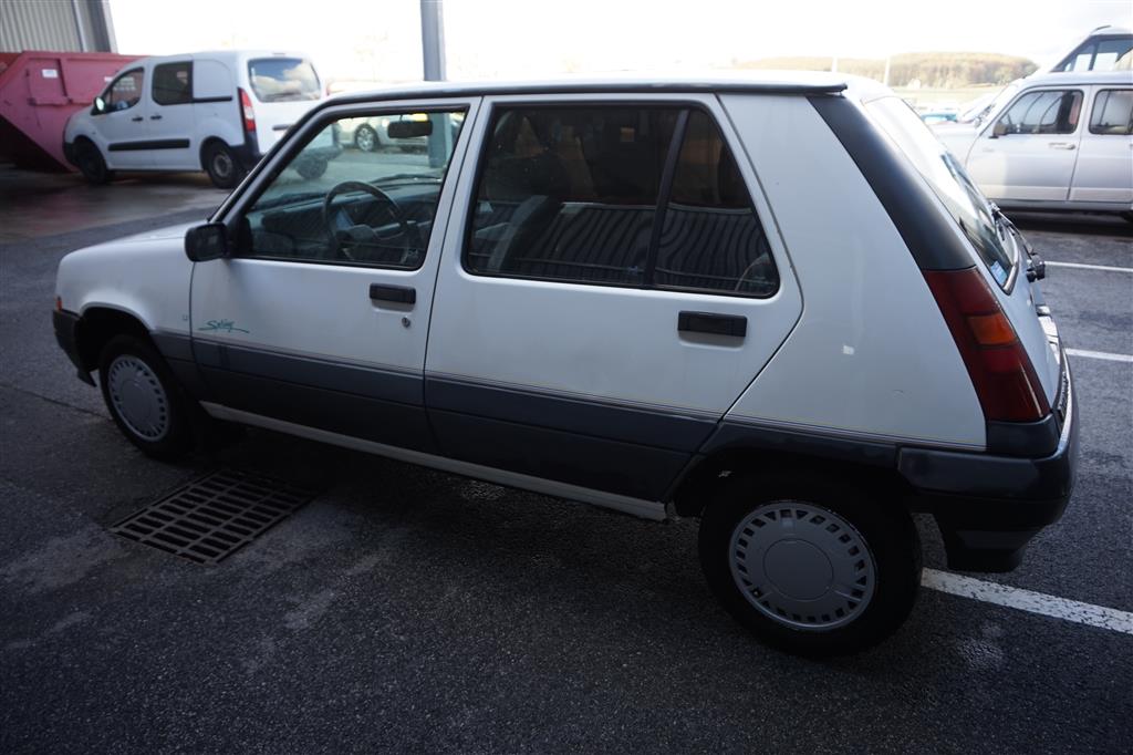 Renault super 5