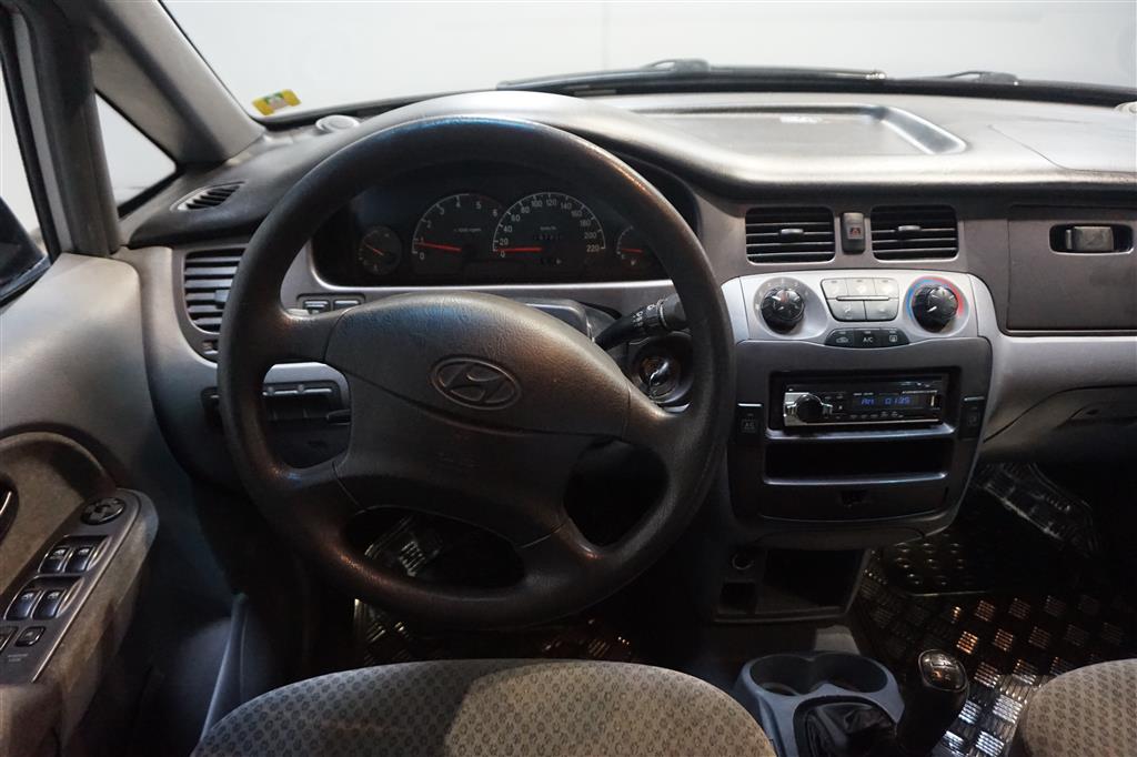 Hyundai trajet салон