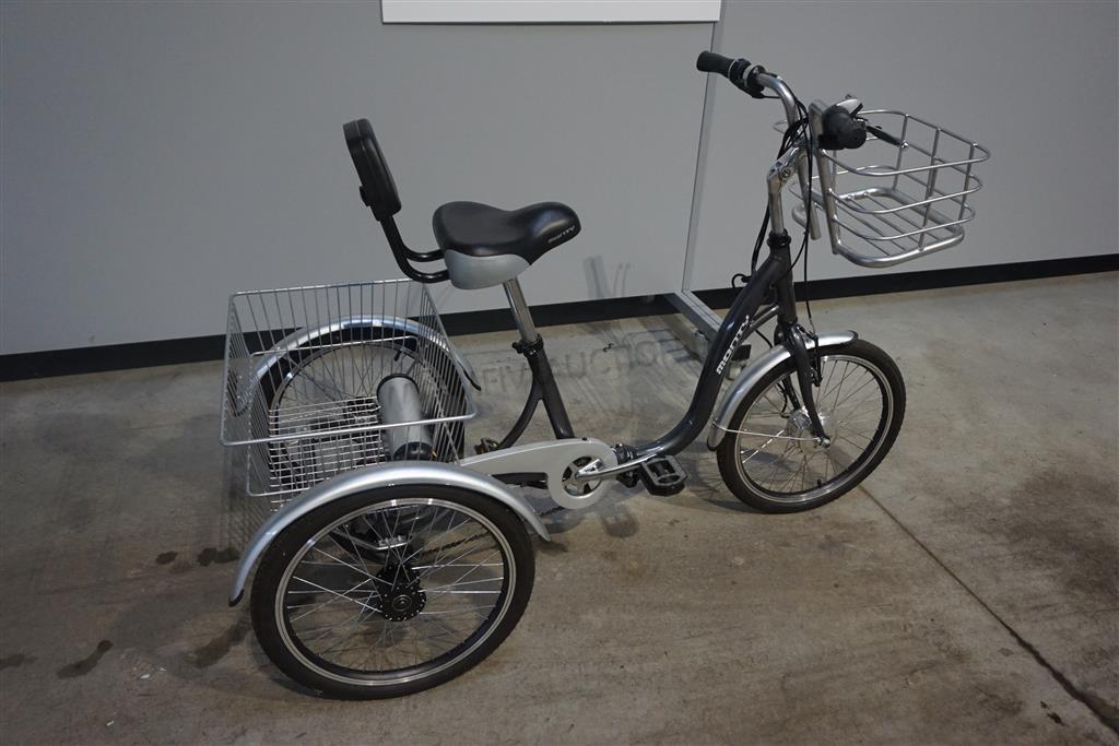 3324 . TRICYCLE ELECTRIQUE PLIANT MONTY E132 VENTE DE VEHICULES