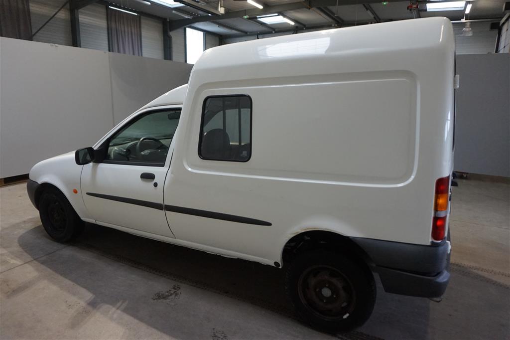 5476 FORD COURIER 1.8 D 60CV VENTE DE VEHICULES