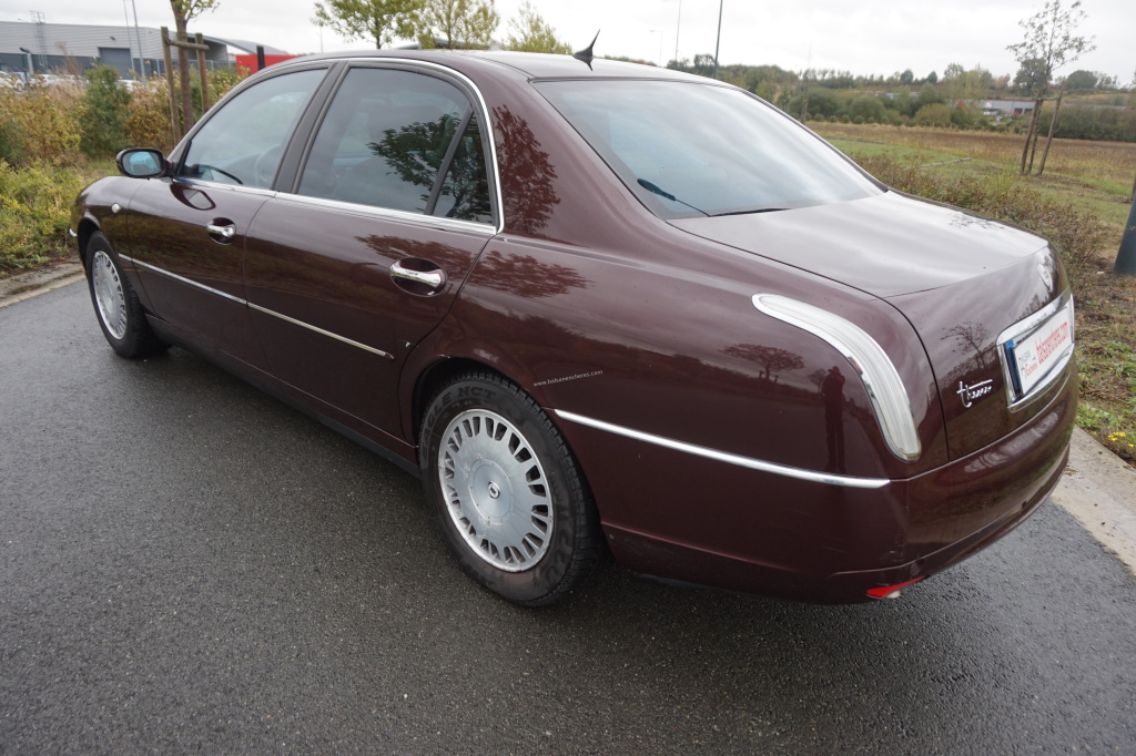 Lancia thesis 2005
