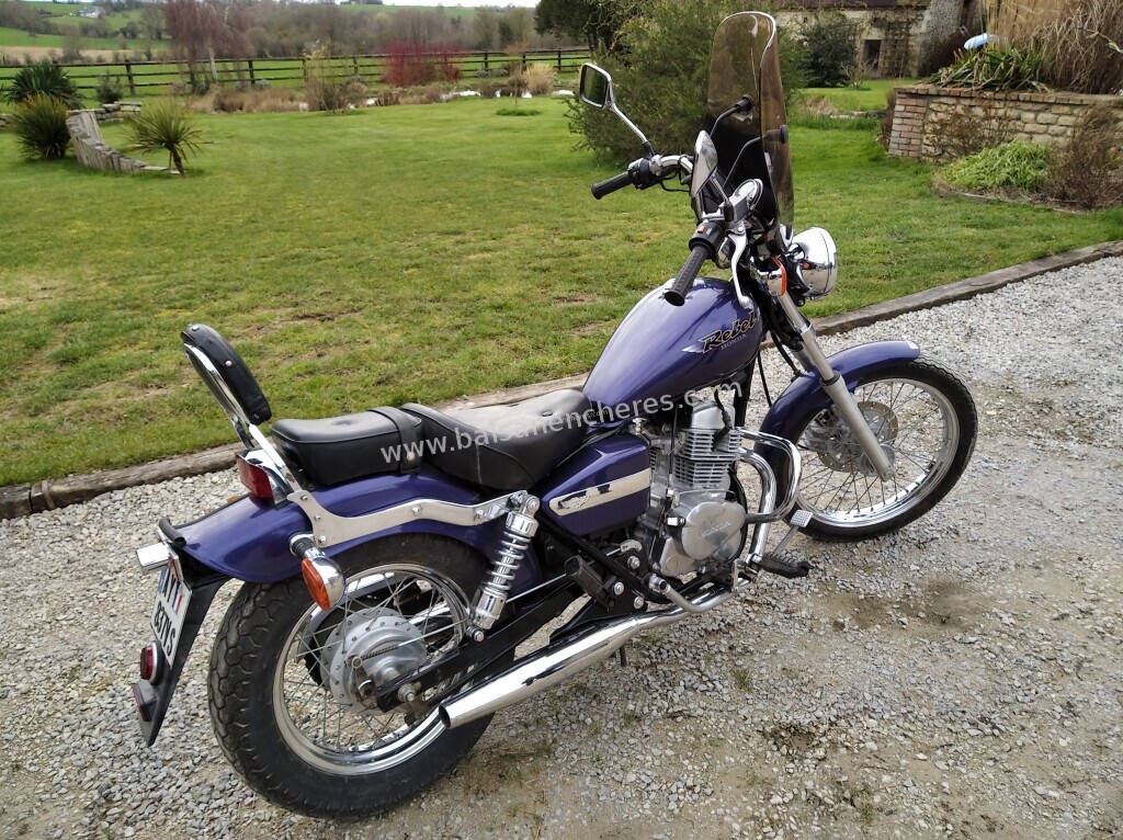 6138 HONDA Rebel 125 cm3. VENTE PHYSIQUE ET LIVE DE VEHICULES DE COLLECTION ET DE PRESTIGE