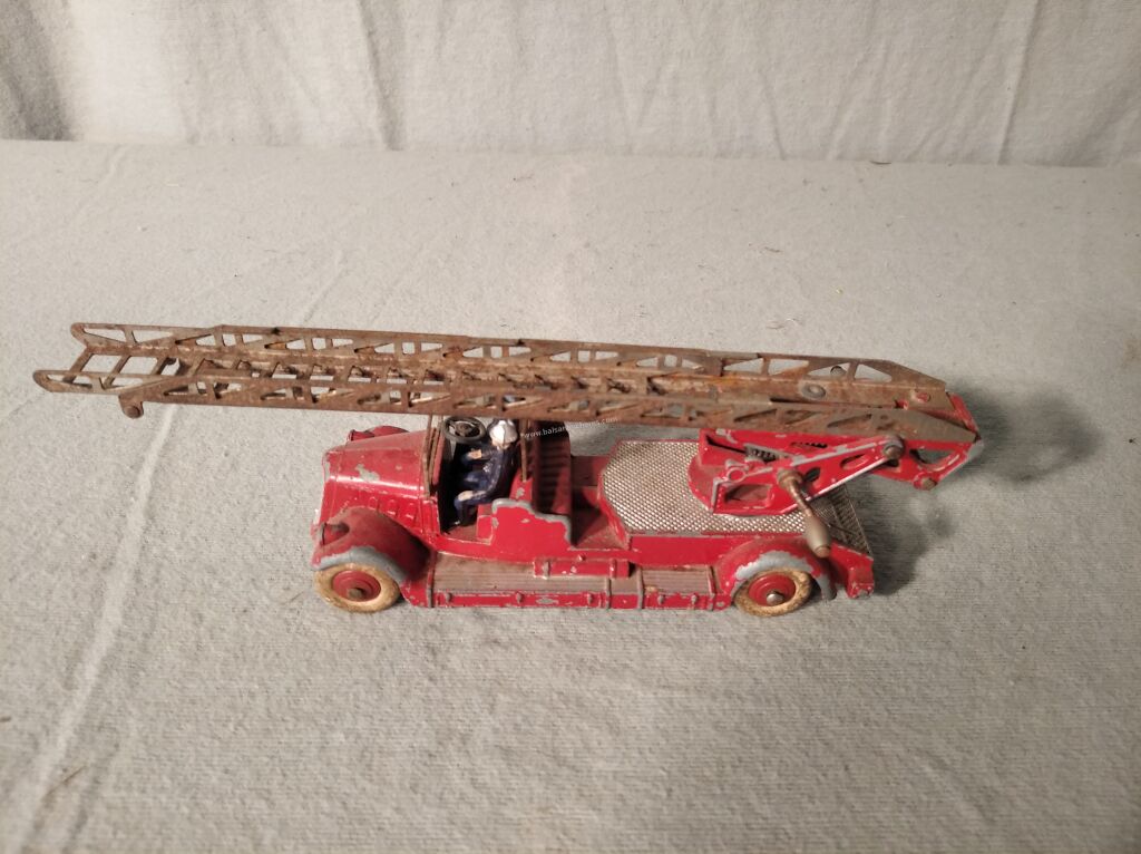 Dinky Toys 32D Delahaye Pompier Rouge 1/50 - Roue Concave + Sachet élastiques